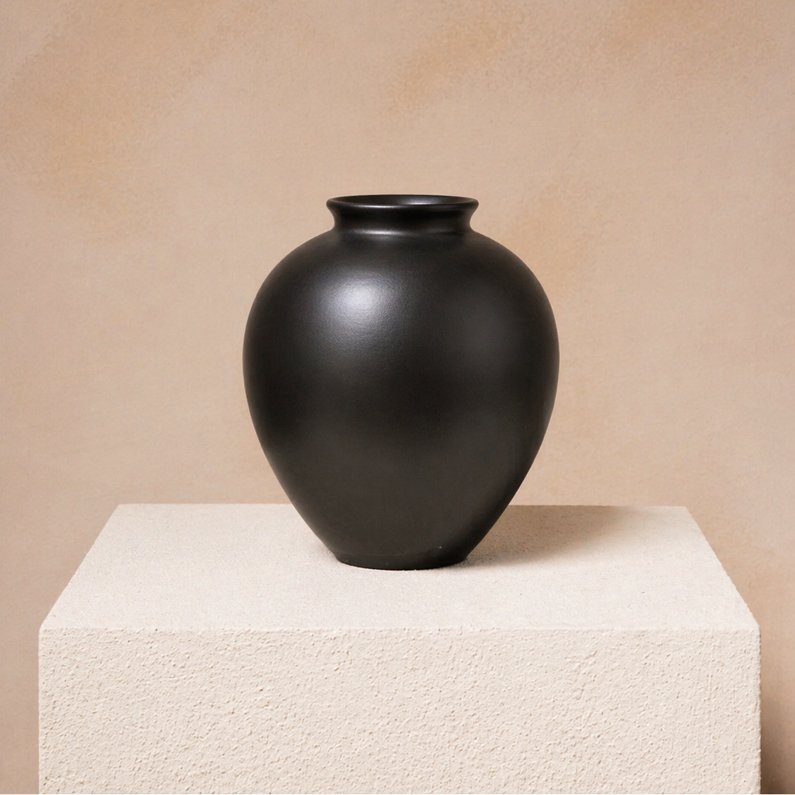 Oria - Soft Black