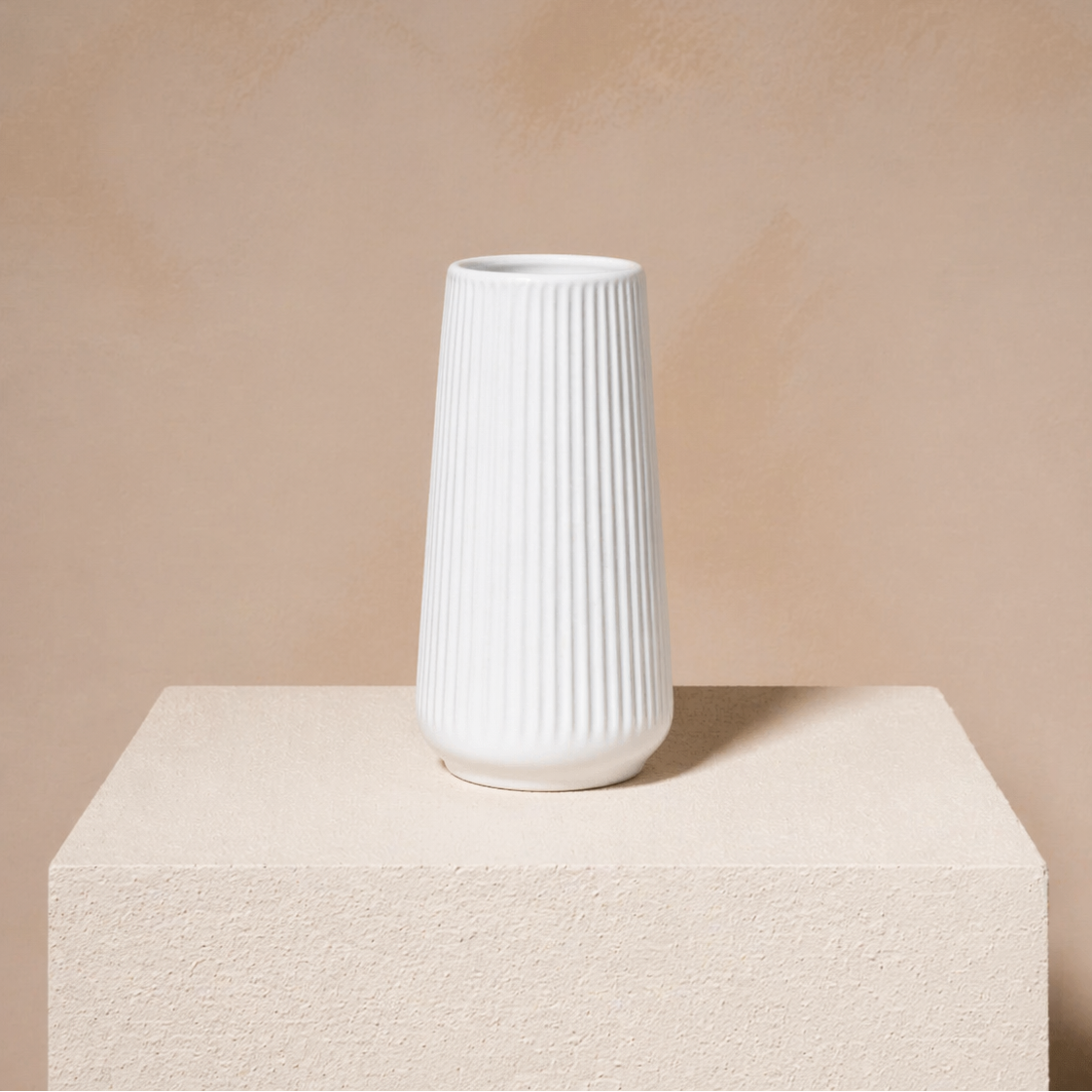 Linea - White