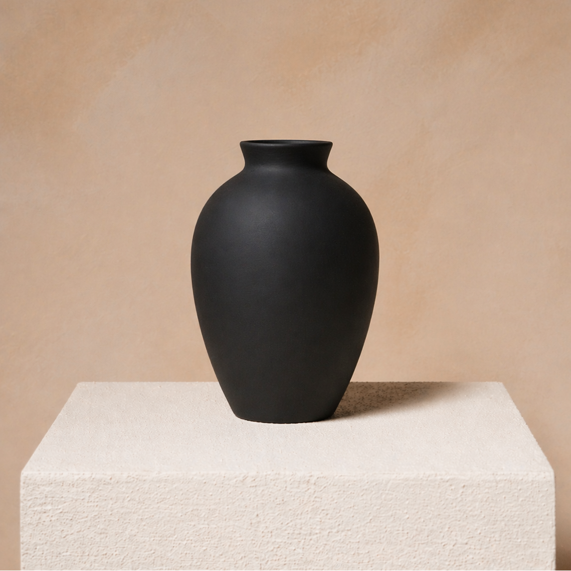 Luna - Soft Black