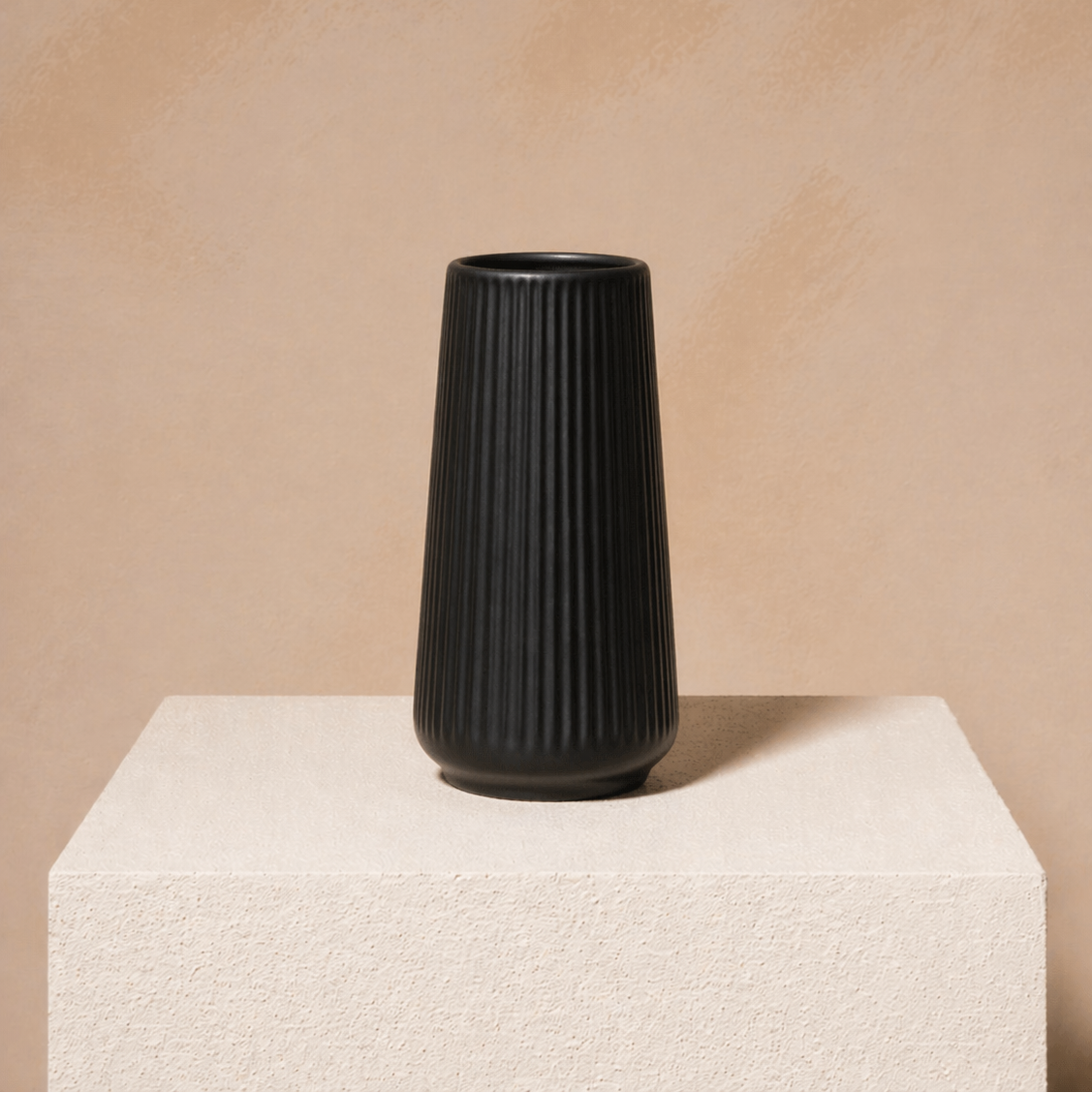 Linea - Soft Black